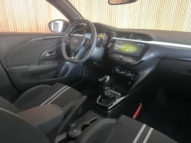 Opel Corsa 1.2 GS Stoelverwarming | dodehoek | 2024 Benzine 3