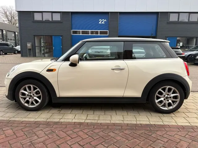 MINI Cooper Mini 1.5 Salt 2015 Benzine 4