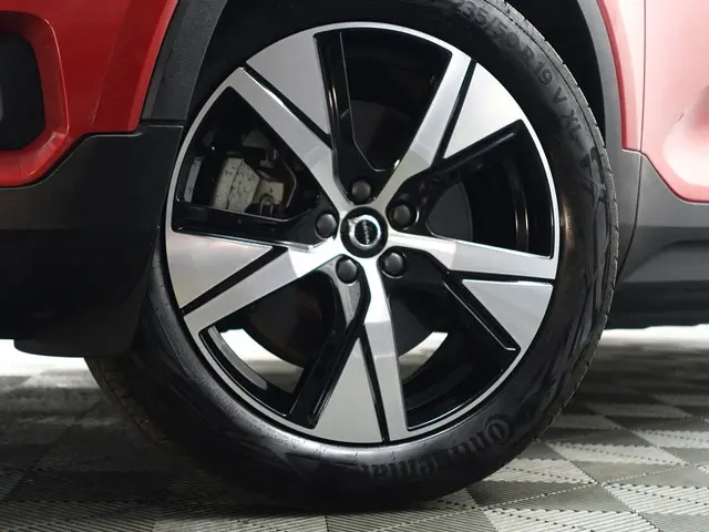 Volvo XC40 Recharge P8 AWD R-Design Aut- 2020 Elektrisch 28