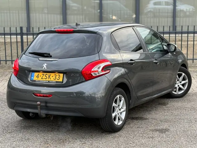 Peugeot 208 1.2 PureTech Style Pack 2015 Benzine 5