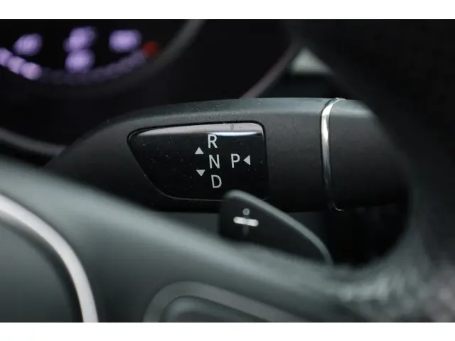 Mercedes-Benz C-Klasse 180 Ambition 2015 Benzine 12