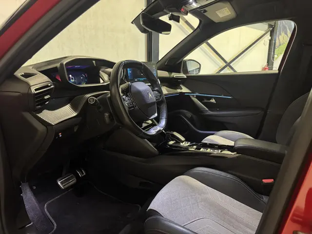 Peugeot e-2008 EV GT Pack 50 kWh 2021 Elektrisch 5