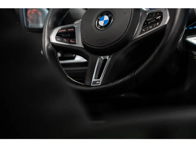 BMW X6 M60i xDrive 2023 Benzine 55