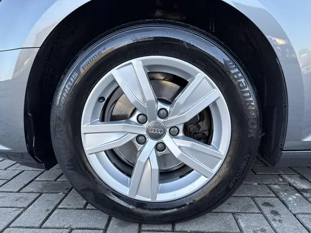 Audi A4 Limousine 1.4 TFSI Pro Line 2016 Benzine 38