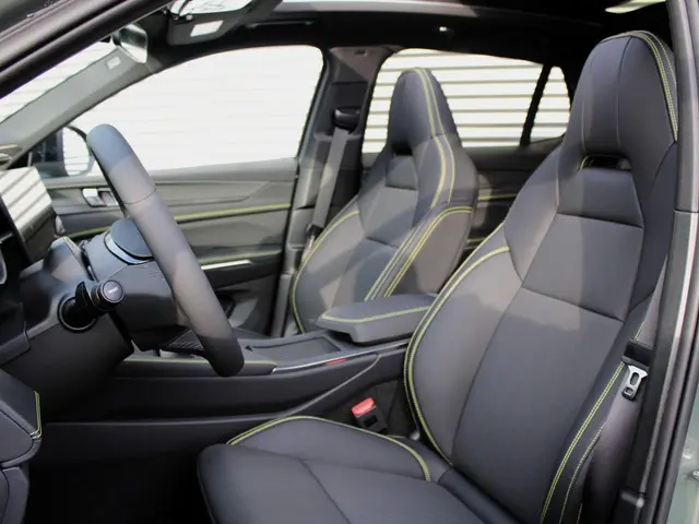 Lynk & Co 01 1.5 More 2025 Hybride Benzine 12