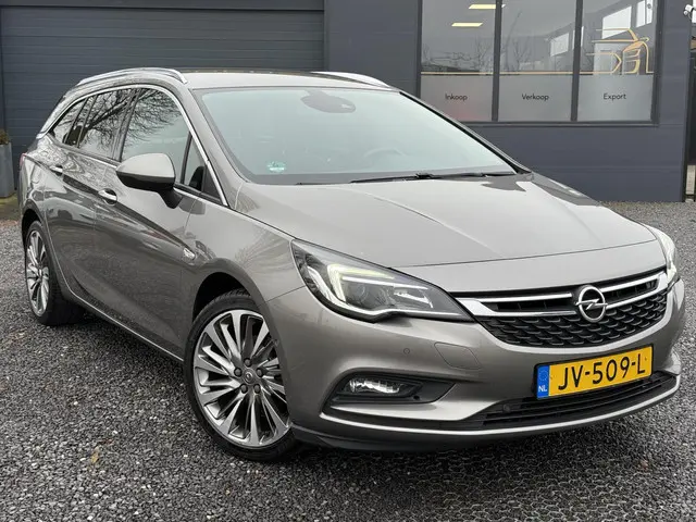Opel Astra Sports Tourer 1.4 Innovation 2016 Benzine 2