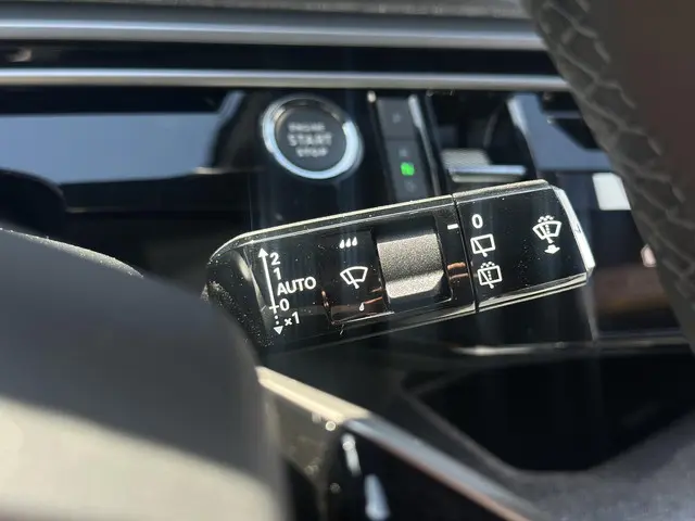 Peugeot 5008 1.2 Hybrid 145 Allure 2025 Hybride Benzine 33