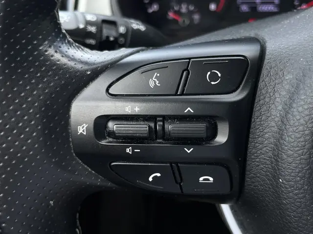 Kia Stonic 1.0 T-GDi Sports Edition 2020 Benzine 22