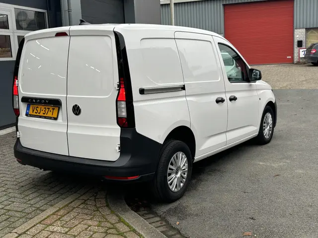 Volkswagen Caddy Cargo 2.0 TDI Comfort 2022 Diesel 5