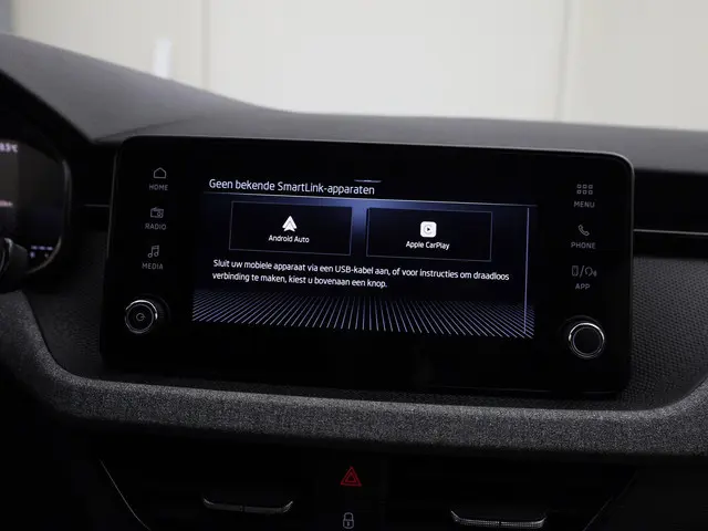 Škoda Kamiq 1.0TSI/115PK Selection DSG 2025 Benzine 12