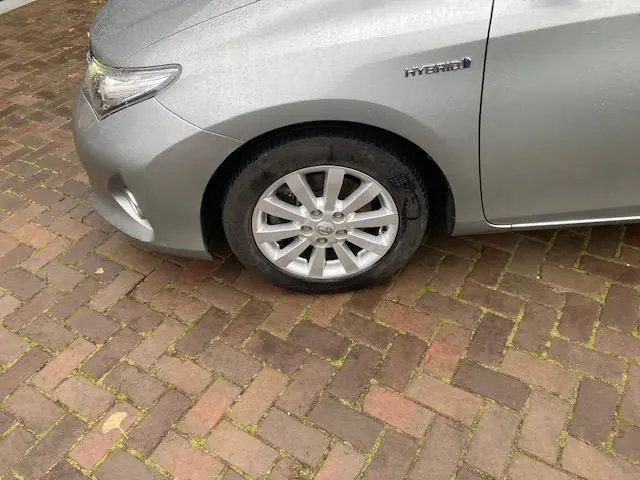 Toyota Auris 1.8 Hybrid Lease 2013 Hybride Benzine 5