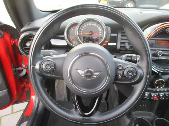 MINI Cooper Mini 1.5 Chili Serious Business 2014 Benzine 7