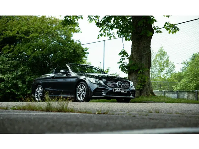 Mercedes-Benz C-Klasse 3