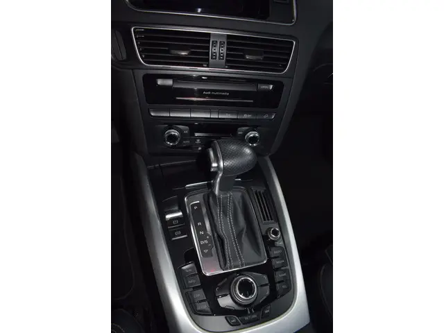 Audi Q5 2.0 TFSI quattro Sport Edition 2016 Benzine 43