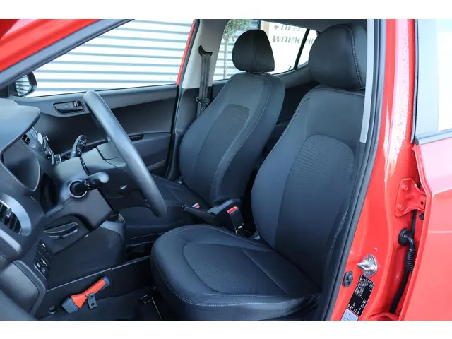 Hyundai i10 1.0i Comfort 2019 Benzine 8