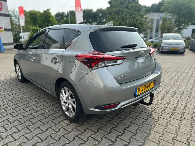 Toyota Auris 1.2T Dynamic 2017 Benzine 11
