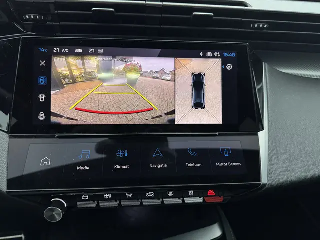 Peugeot 408 GT HYbrid 225 EAT8 2023 Hybride Benzine 13