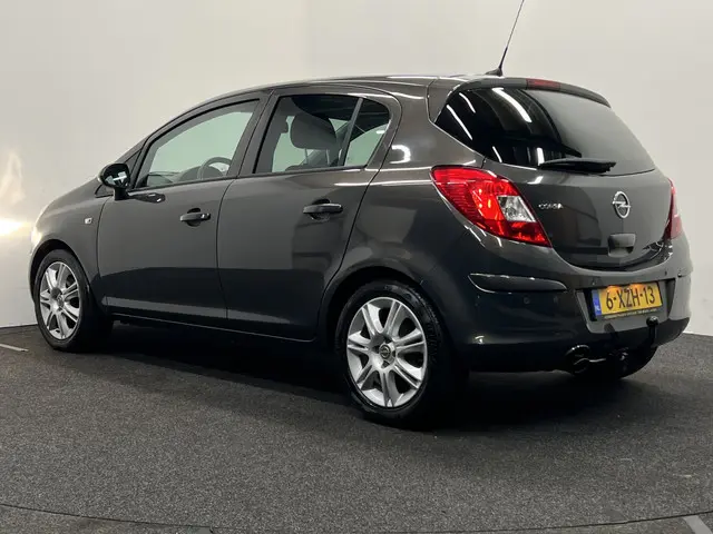 Opel Corsa 1.2-16V BlitZ 2014 Benzine 5