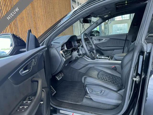 Audi RSQ8 4.0 TFSI RS Q8 quattro 2022 Benzine 30