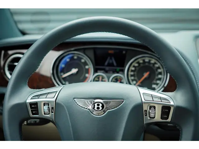 Bentley Flying Spur 6.0 W12 2016 Benzine 17