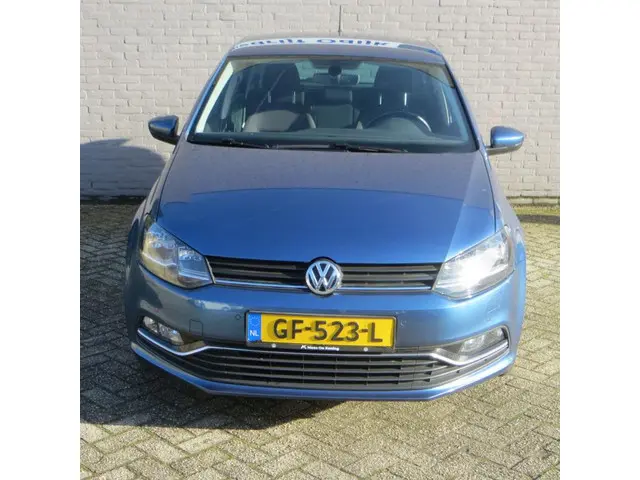 Volkswagen Polo 1.2 TSI Highline 2015 Benzine 2