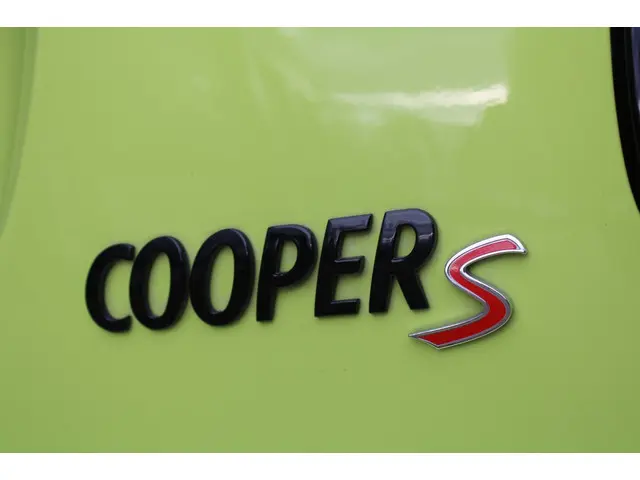 MINI Cooper S Cabrio Mini 2.0 Essential 2022 Benzine 13