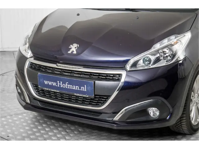 Peugeot 208 1.2 PureTech Signature 2019 Benzine 18