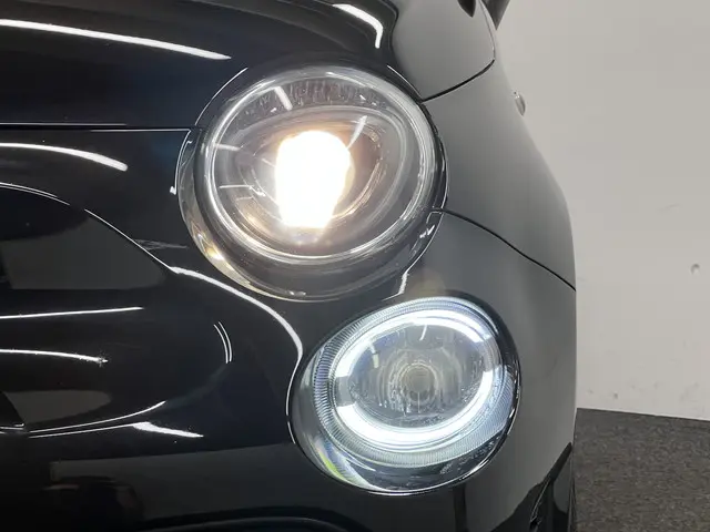 Abarth 500C 1.4 T-Jet Abarth 595 2018 Benzine 35