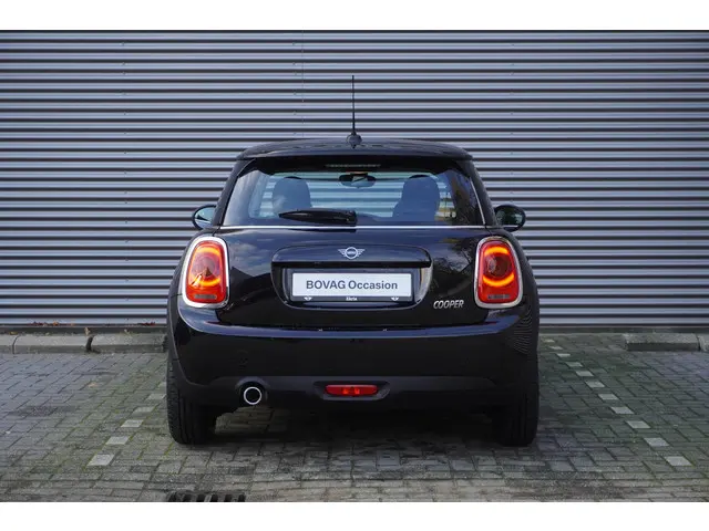MINI 3-Deurs Cooper C 2019 Benzine 5