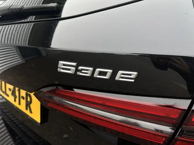 BMW 5 Serie Touring 530e xDrive 2024 Hybride Benzine 27