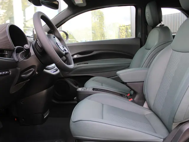 Fiat 500e Giorgio Armani Edition 42 kWh 2026 Elektrisch 6