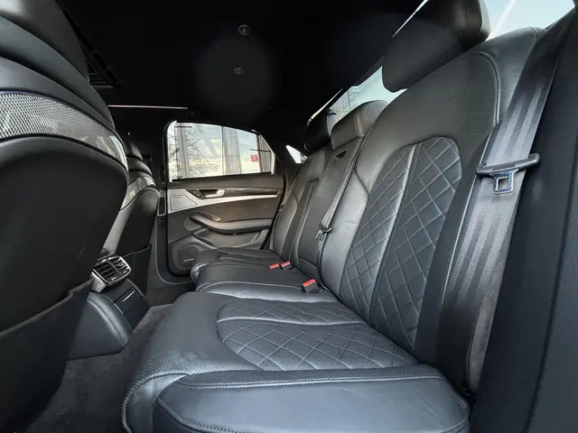 Audi S8 4.0 TFSI quattro Pro Line+ 2015 Benzine 4