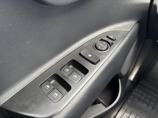 Kia Stonic 1.0 T-GDi MHEV DynamicPlusLine 2023 Benzine 19