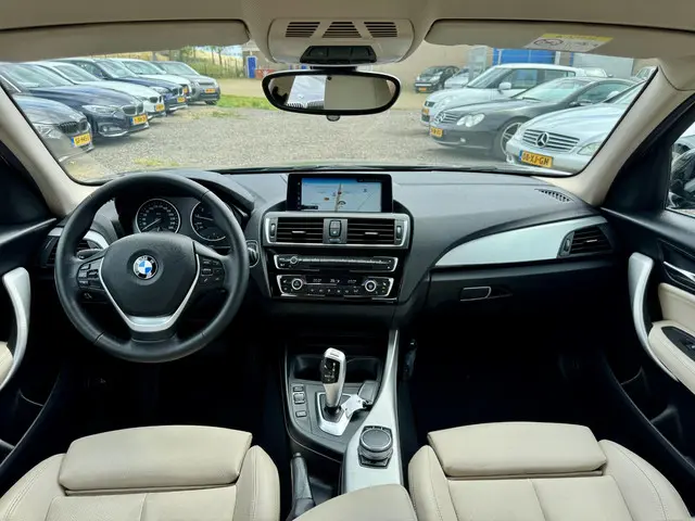 BMW 1 Serie 125i High Executive 2017 Benzine 16