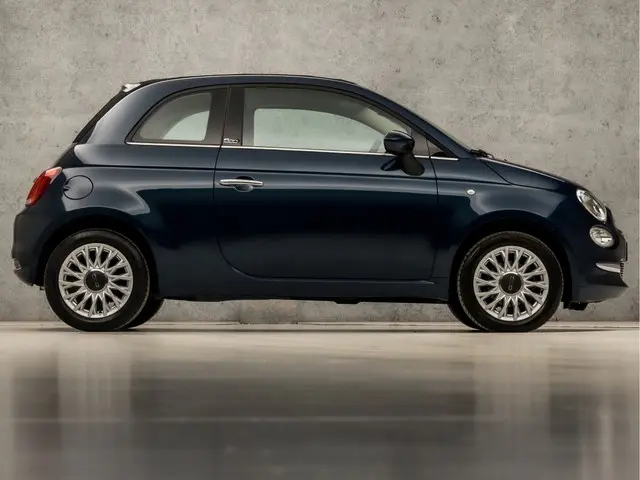 Fiat 500C 1.2 Lounge 2017 Benzine 4