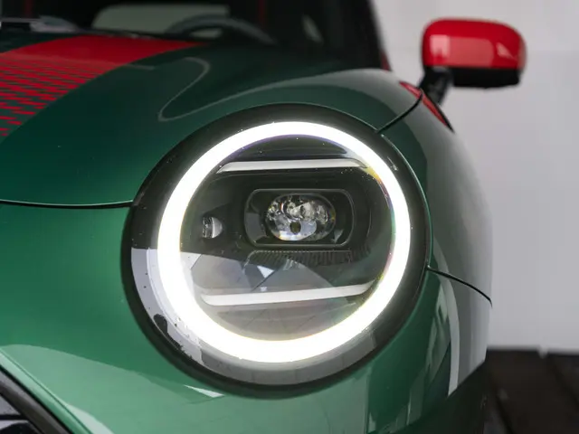 MINI 3-Deurs Cooper E 2024 Elektrisch 18