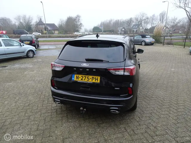 Ford Kuga 2.5 PHEV ST-Line X 2020 Hybride Benzine 3