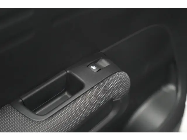 Citroën C3 Aircross PureTech 110 Shine 2021 Benzine 24