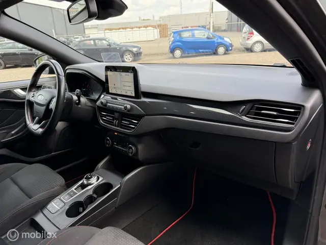 Ford Focus 1.5 EcoBlue ST Line AUTOMAAT 2018 Diesel 12