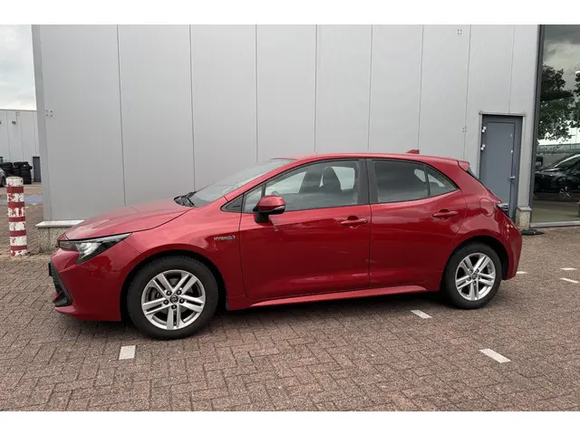 Toyota Corolla 1.8 Hybrid Active 2019 Hybride Benzine 3
