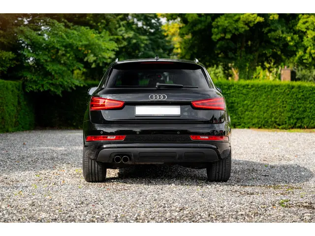 Audi Q3 2.0 TFSI quattro 2015 Benzine 28