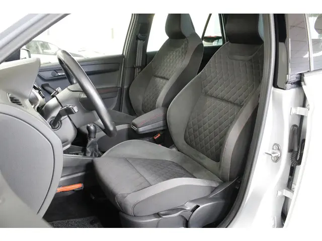 Škoda Fabia Combi 1.0 TSI Sport Business 2020 Benzine 4