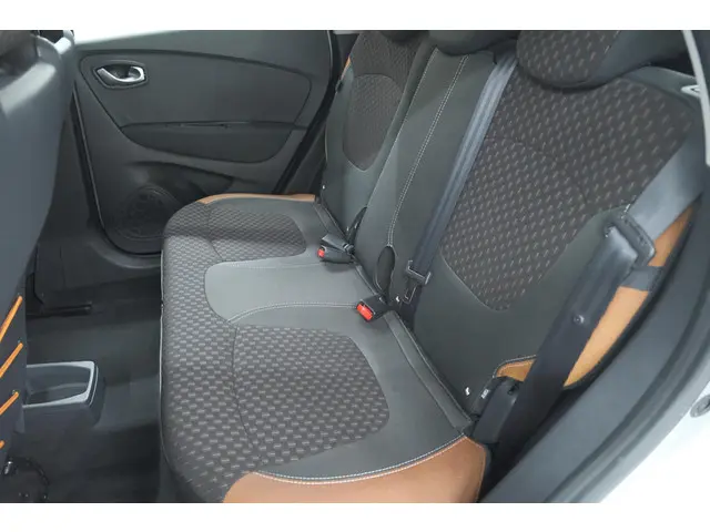 Renault Captur TCe 90 Intens 2018 Benzine 25