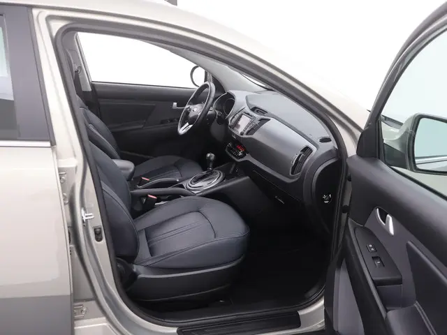 Kia Sportage 2.0 ExecutiveLine 166PK AUTOM. 2015 Benzine 22