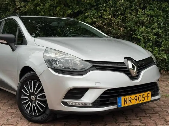 Renault Clio 0.9 TCe Life 2017 Benzine 2