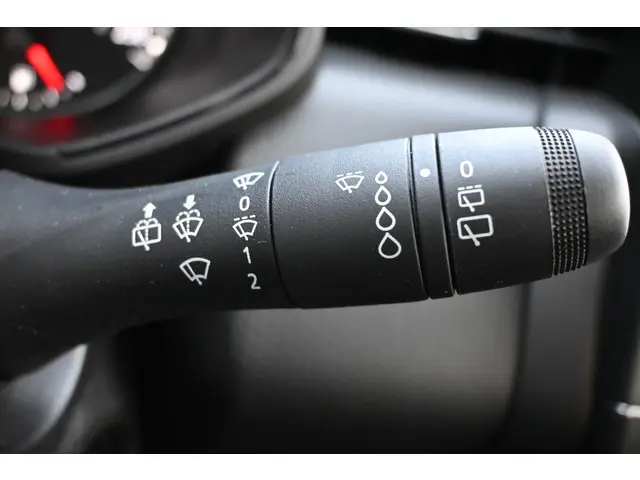 Renault Clio 1.0 TCe Zen 2022 Benzine 31