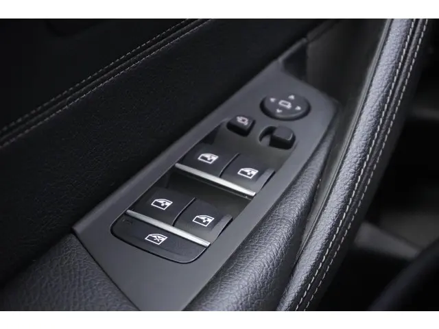 BMW 5 Serie Touring 520i 2018 Benzine 31