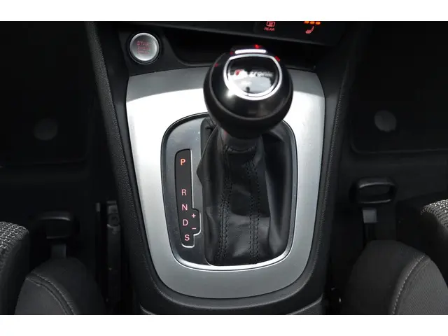 Audi Q3 2.0 TFSI quattro Sport Pro Line S 2016 Benzine 25