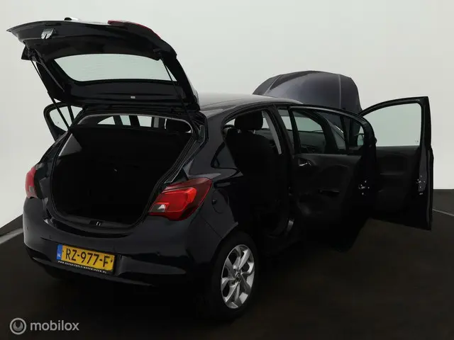 Opel Corsa 1.4 Online Edition 2018 Benzine 21