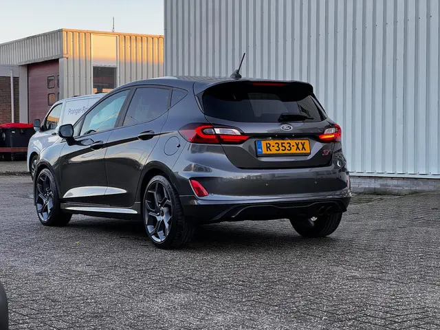 Ford Fiesta 1.5 Ecoboost ST-X 2022 Benzine 8
